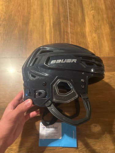 Small Bauer Re-Akt 150 Helmet (Used)