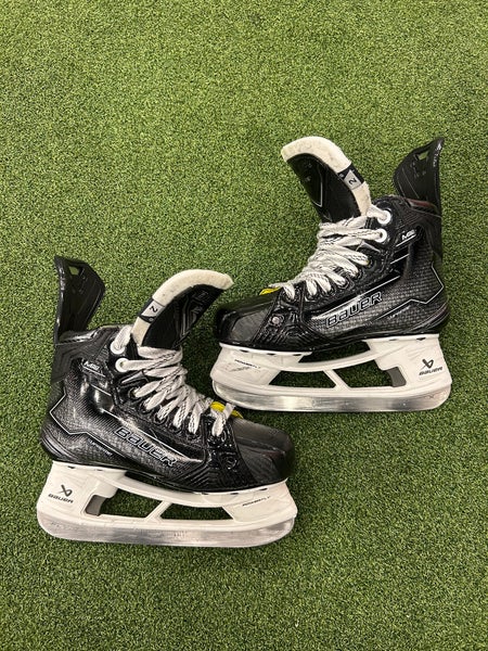 Junior Bauer Supreme M50 Pro Hockey Skates | Size 2