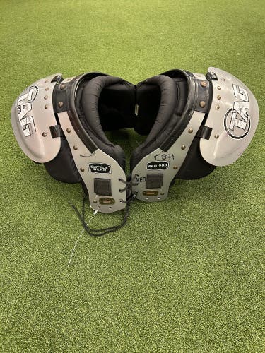 Adult Medium TAG Pro 980 Football Shoulder Pads