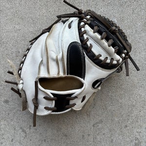 D-Bat G127H Catcher's Baseball Glove 32" (Used)