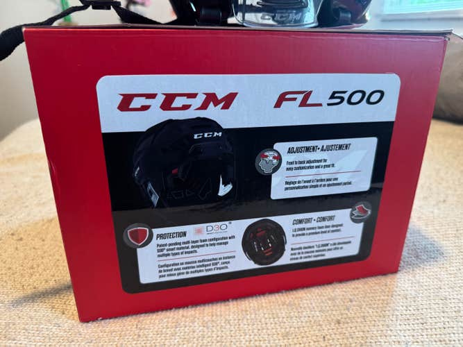 Small/Medium CCM HTFL500 Helmet (Used)