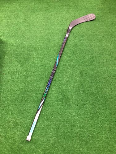 Youth Bauer Nexus Tracer Hockey Stick Right Handed P92 40 Flex (Used)
