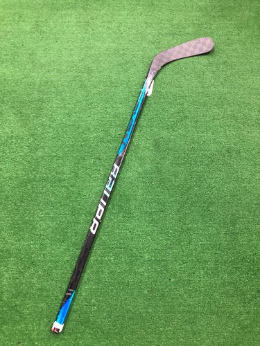 Junior Bauer Nexus Sync Hockey Stick Right Handed P92 40 Flex (Used)