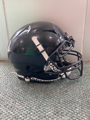 Used Youth Large Schutt Vengeance A11 Helmet