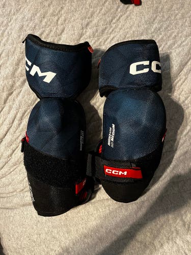 Senior Medium CCM Next Elbow Pads (Used)