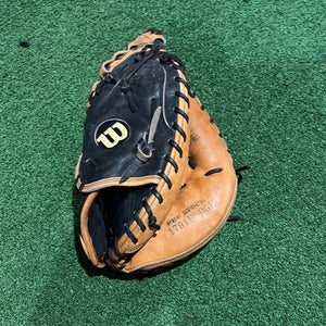 Wilson A2000 RH Catcher's Baseball Glove 32.5" Pudge Rodriguez model