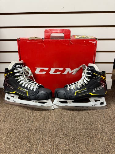 2020 CCM Super Tacks 9380 Hockey Goalie Skates Regular Width 7.5 (New)