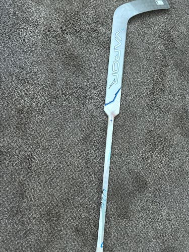 Intermediate Bauer Vapor Flylite Regular Goalie Stick 24" Paddle (Used)