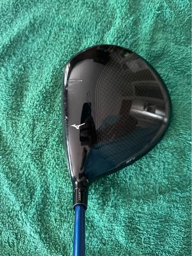 Men's Mizuno Stz Right Handed Driver Regular Flex 10.5 Loft Graphite Shaft (Used)