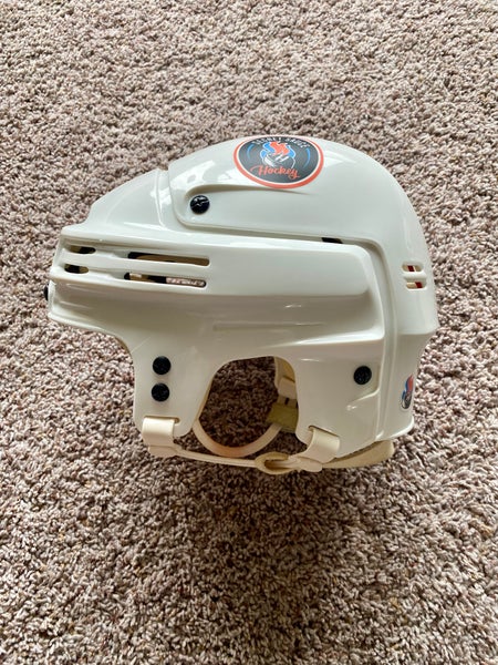 Medium Bauer 4500 Helmet (Used)