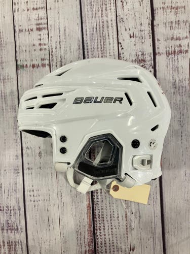 White Small Bauer Re-Akt 150 Helmet (Used)
