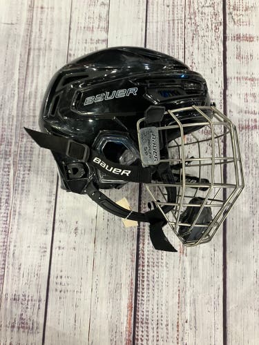 Black Small Bauer Re-Akt 150 Helmet (Used)