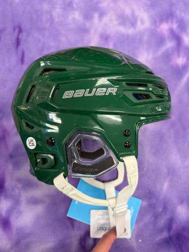 Green Small Bauer Re-Akt 150 Helmet (New)