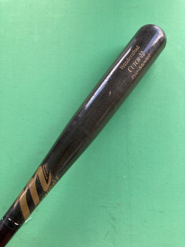 Marucci Cutch 22 Maple Bat (-3) 30 oz 33" (Used)