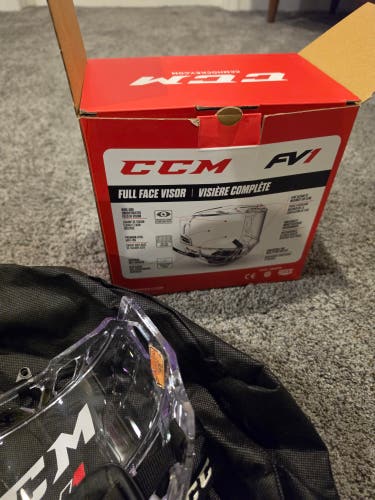 CCM FV1 Full Face Visor (Bubble) Junior (Used)