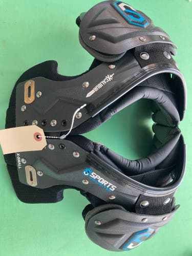 Sports Unlimited Xcaliber Football Shoulder Pads | Youth XS