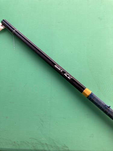 Gait Ice Shaft (Used)
