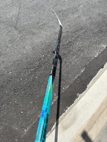 Intermediate Bauer Nexus Tracer Right Handed Hockey Stick P90TM 65 Flex (Used)