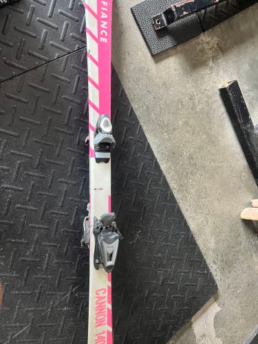 Defiance Flash 110 140 cm Skis With Bindings (Used)