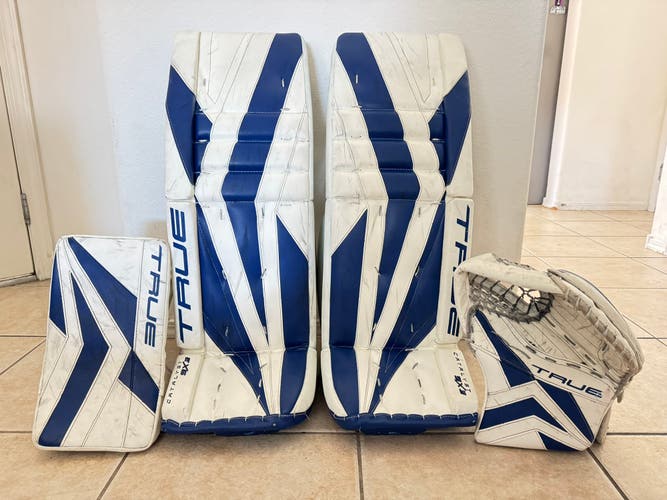 34" +2 True Catalyst 9X3 Regular Goalie Full Set (Used)