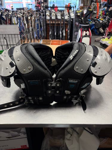 Small Adult Gear Pro Tec Z-Cool Shoulder Pads (Used)