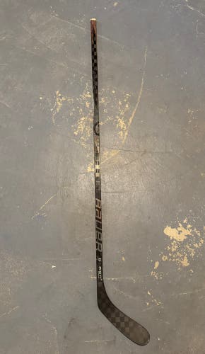 Senior Bauer Proto2 Left Hand Hockey Stick P28 82 Flex (Used)