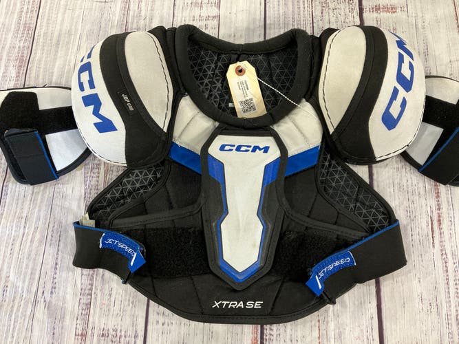Large Junior CCM XTRA SE Shoulder Pads (Used)