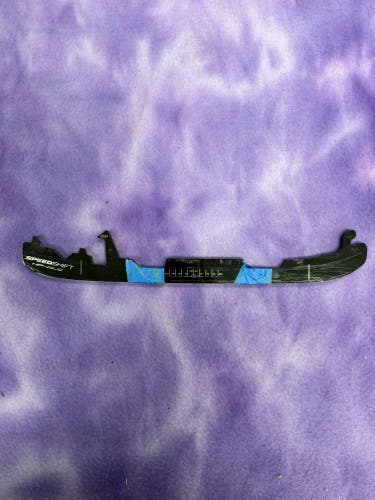 True Speedshift Holders, Runners, & Replacement Steel Blades 254 mm (Used)