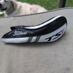 Titleist Hybrid Head Cover (Used)