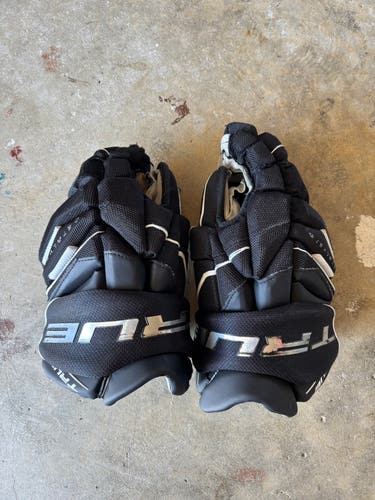 True Catalyst 9x Gloves 14"