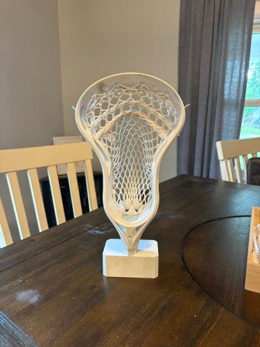 Mainley Mesh StringKing Legend Intermediate Head (Used)