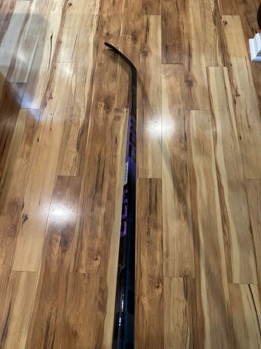 Senior CCM Ribcor Trigger 10 Pro Right Handed Hockey Stick P28 85 Flex Pro Stock (New)
