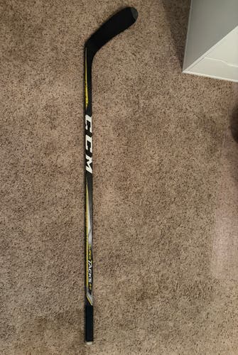 Senior CCM Super Tacks 2.0 Right Handed Hockey Stick P28M 85 Flex (Used)