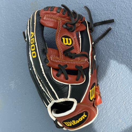 Wilson A500 RH Infield Baseball Glove 11.5" (Used)
