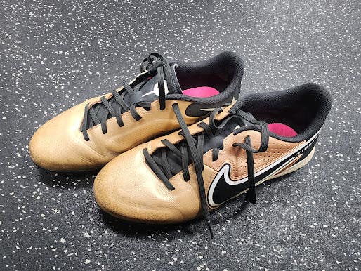 Used Nike TIEMPO Soccer Turf Shoes Tan Senior 8.5 11849-S000041328