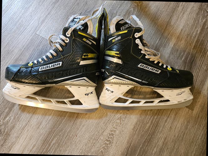 Bauer Supreme S35 Hockey Skates Regular Width 7 (Used)