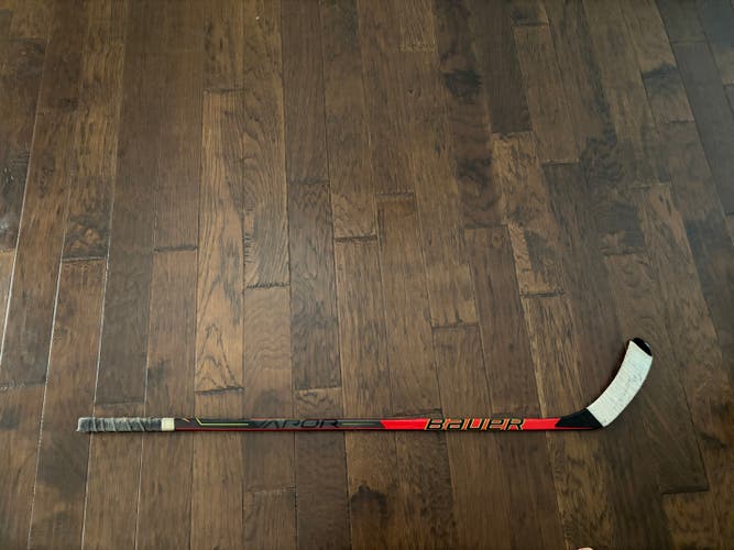 Junior Bauer Right Handed Hockey Stick P92 30 Flex (Used)