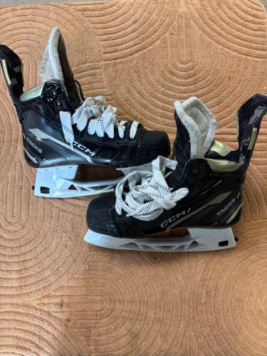 Senior CCM Tacks AS580 Hockey Skates Regular Width 7 (Used)