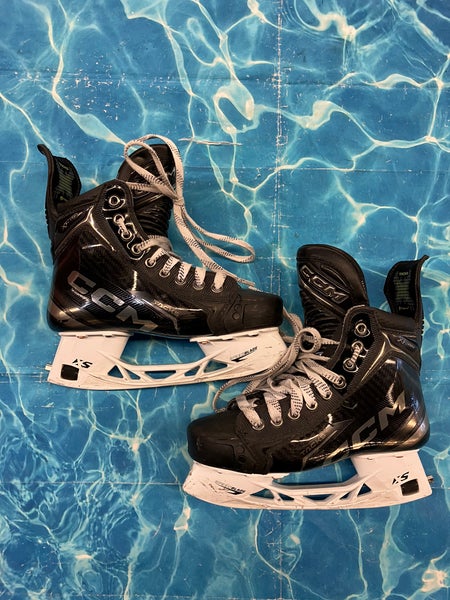 Intermediate CCM Tacks XF Pro Hockey Skates Size 4 | READ DESCRIPTION (Used)