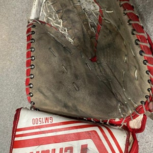 Vintage Hockey Goalie Glove (Used)