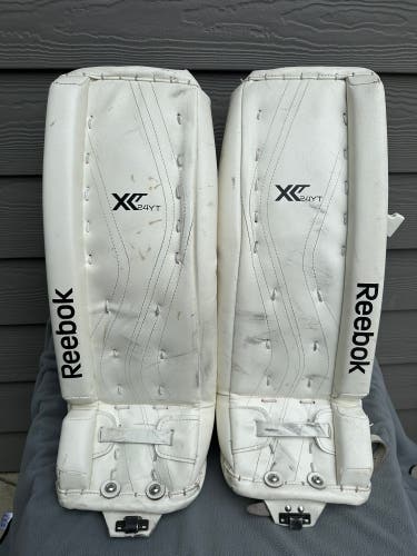 23" Reebok XLT 24 Goalie Leg Pads (Used)