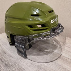 Used Medium CCM HT Tacks 710 Helmet
