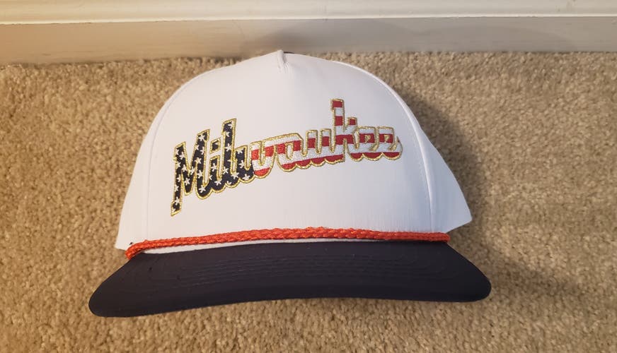 MILWAUKEE BREWERS PATRIOTIC HAT (NEW)