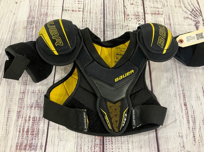 Medium Youth Bauer Supreme TotalOne MX3 Shoulder Pads (Used)