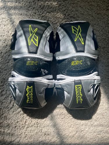 Large Adult Reebok 10K Arm Pads (New)