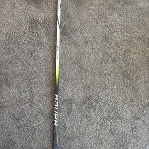 Intermediate Bauer Vapor Hyperlite 2 Left Hand Hockey Stick P90TM 55 Flex (Used)