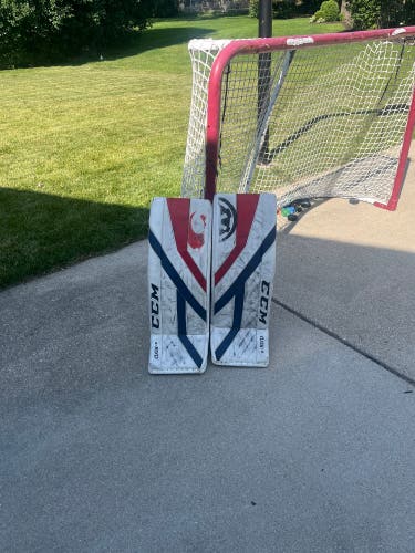 32" CCM Axis 1.9 Goalie Leg Pads (Used)