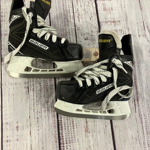 Youth Bauer Supreme S140 Hockey Skates Regular Width 11 (Used)