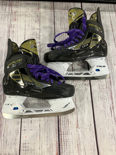 Senior True Catalyst 9 Hockey Skates Regular Width 7.5 (Used)