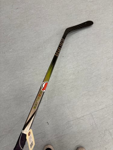 Youth Bauer Vapor Hyperlite 2 Hockey Stick Right Handed P92 20 Flex